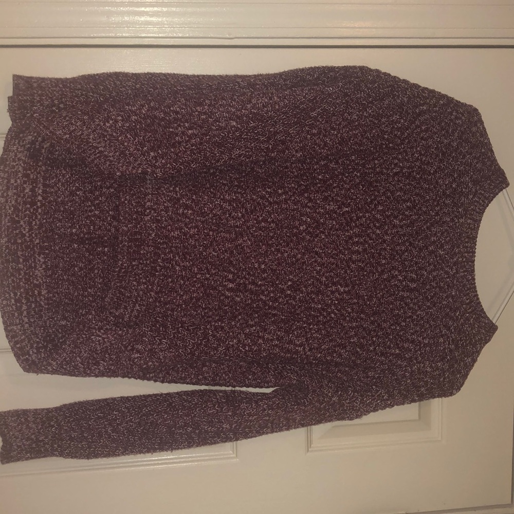 Target burgundy and white pull over sweater